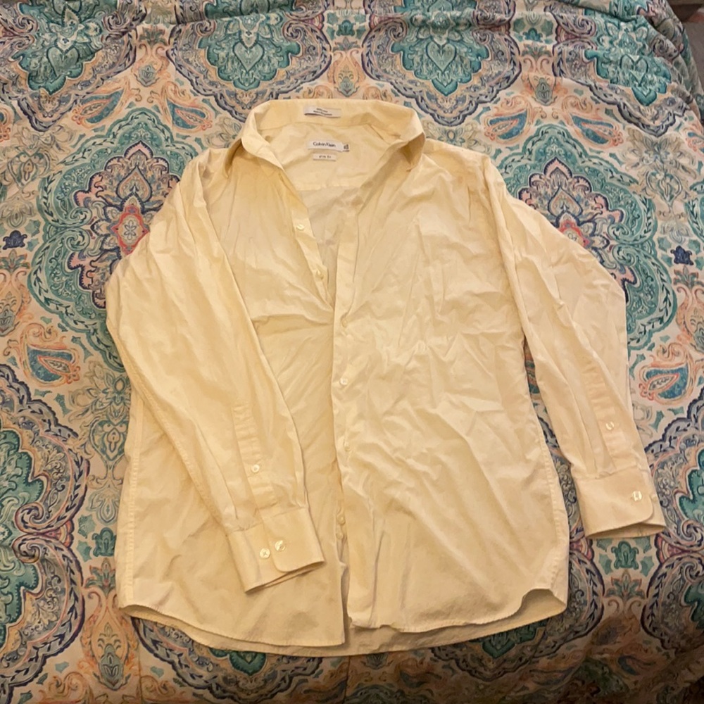 Calvin Klein men’s slim fit button down